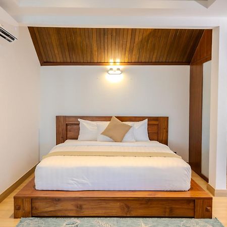 Suntai Villa, Beachfront Suites Kampong Si Ginting Экстерьер фото